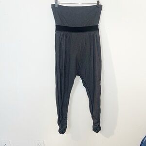 Lululemon gray and black harem pants with built in shorts